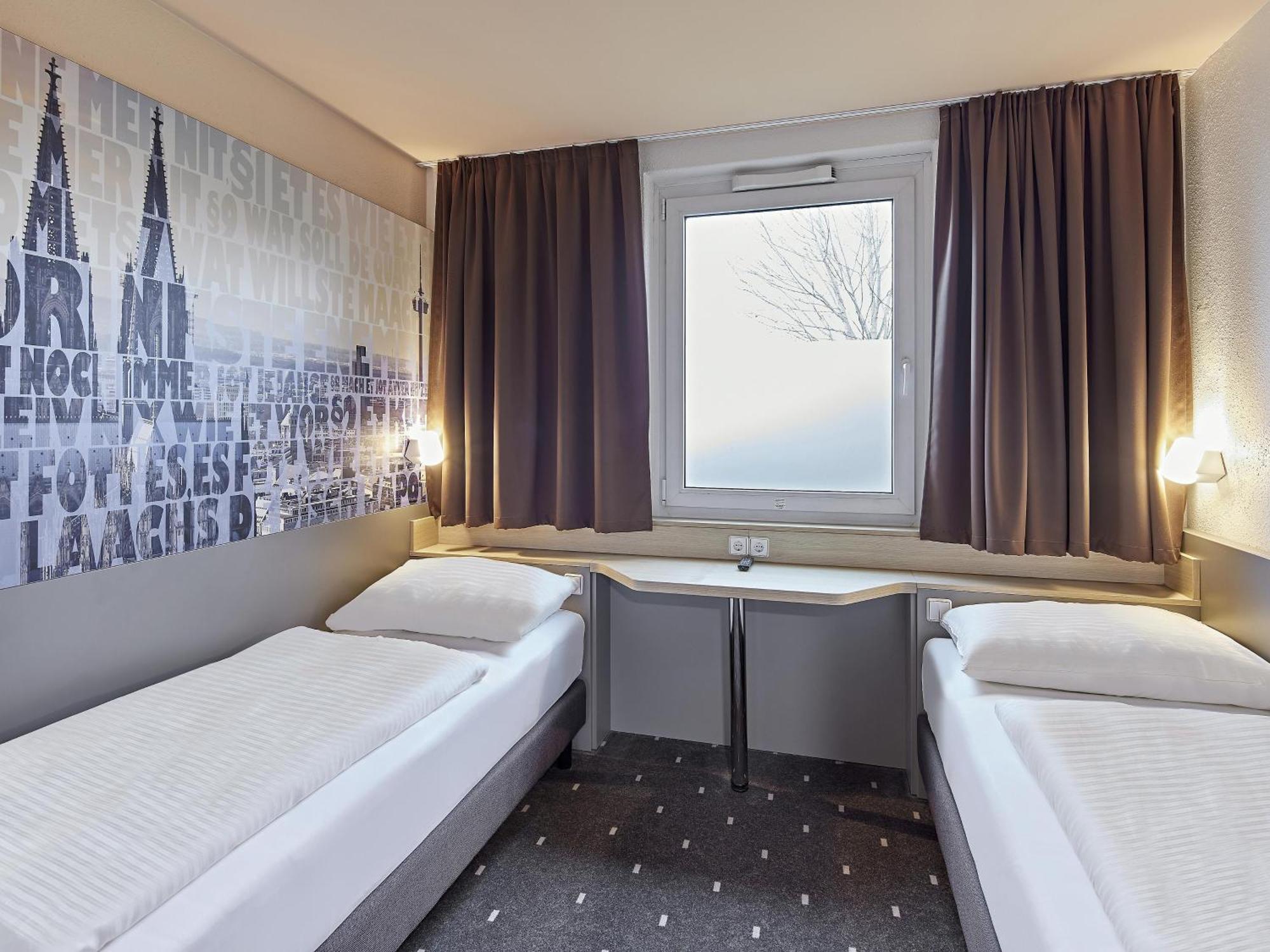 Hotel Köln-west 2*