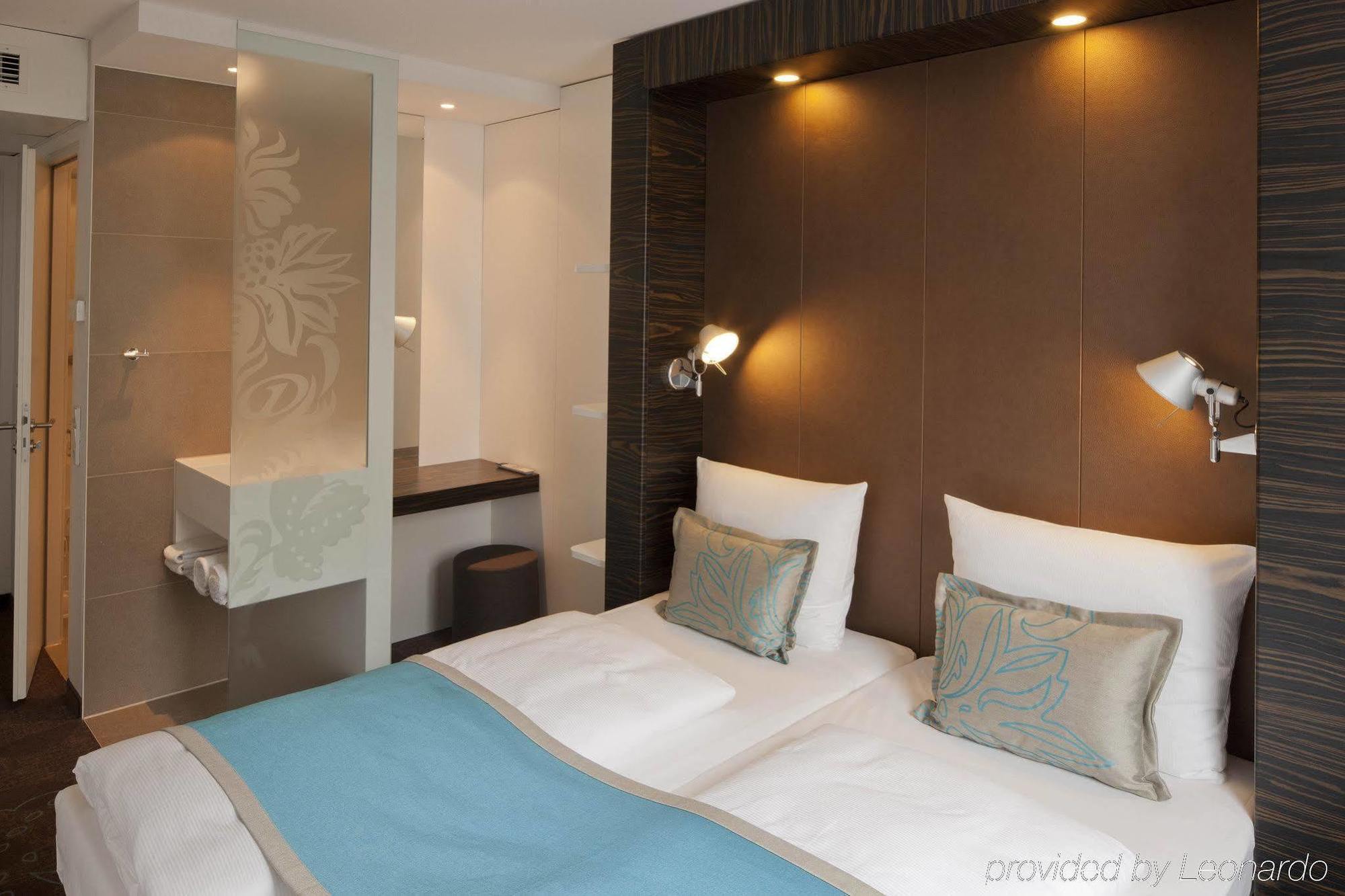 Köln-west Hotel 2*